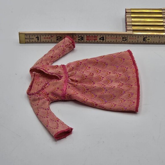 My Scene Barbie Doll Coral Shimmer Dress With Pink Glitter Pattern - Picture 5 of 5